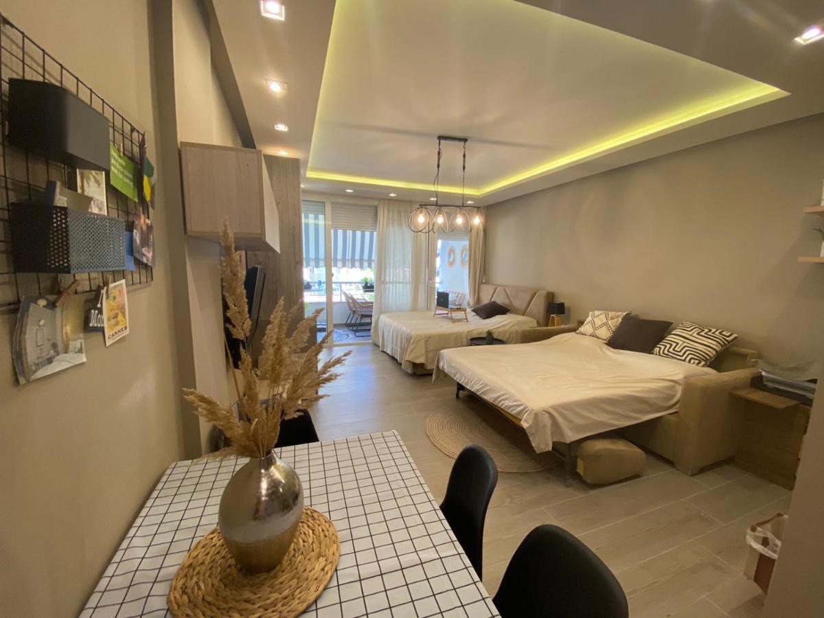 Qerret Boutique Studio Apartment โกเลม ภายนอก รูปภาพ