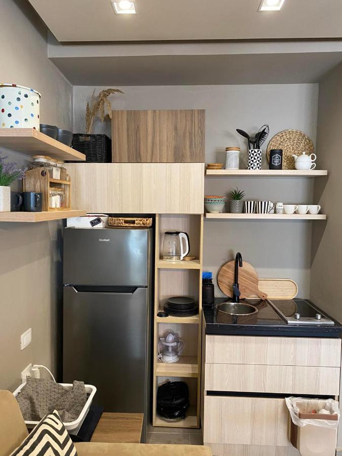 Qerret Boutique Studio Apartment โกเลม ภายนอก รูปภาพ